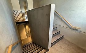 Top Floor Luxury City Central W Sunny Balcony